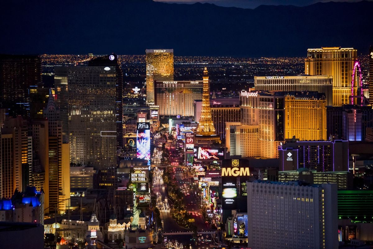 lawsuit:-4-of-the-biggest-las-vegas-strip-resort-companies-colluded-to-fix-room-rates