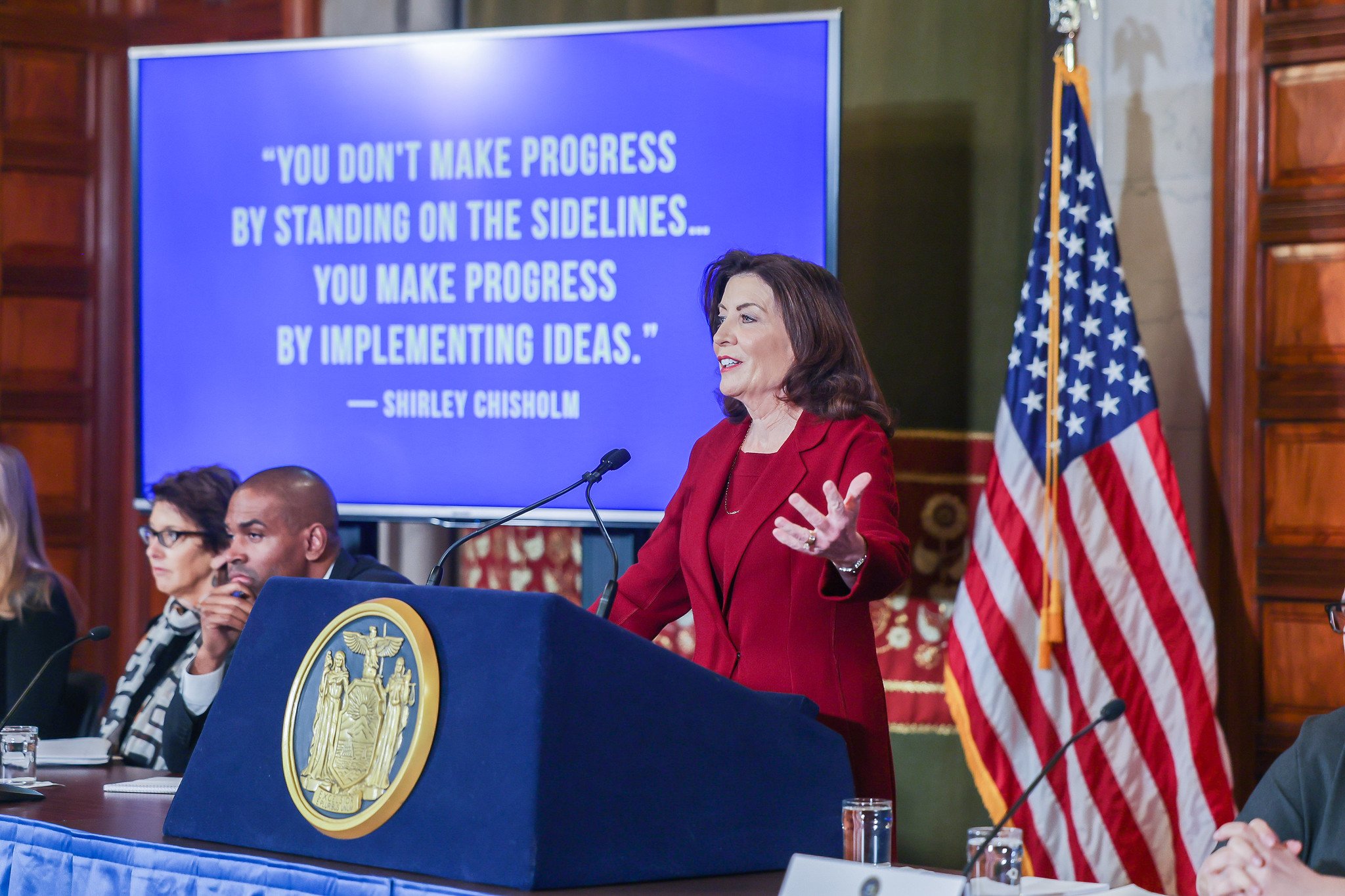 new-york-gov.-kathy-hochul-wants-new-casinos-to-help-fund-beleaguered-mta