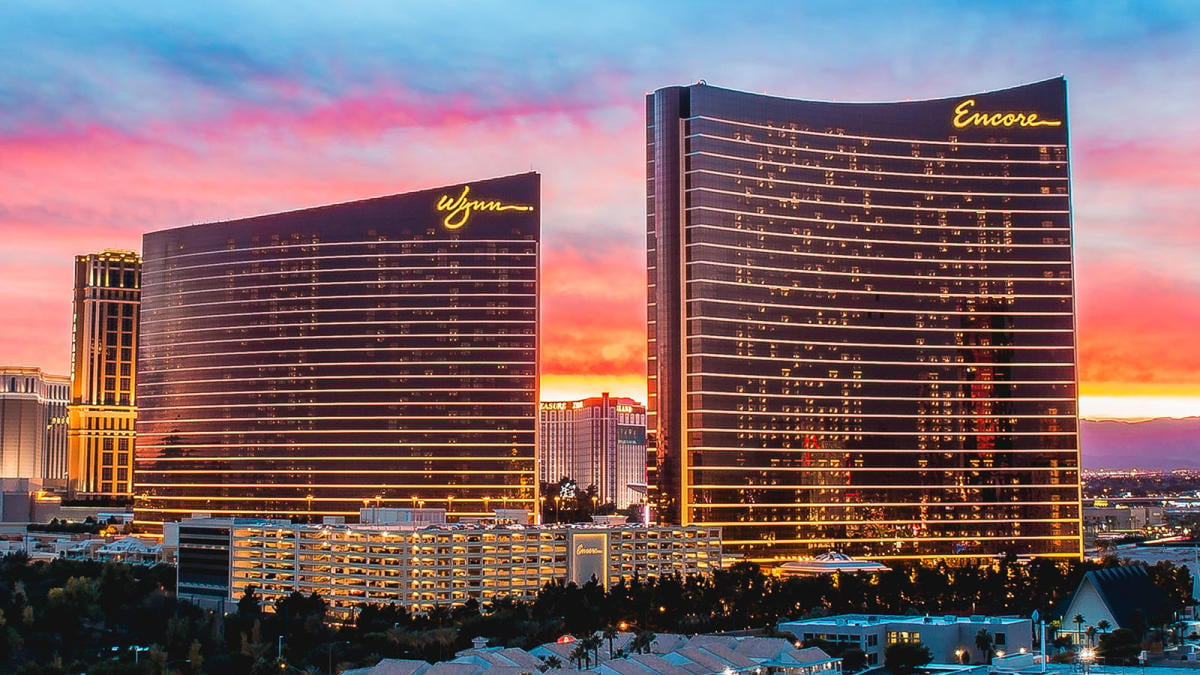 wynn-resorts-credit-story-improving,-still-junk-rated-by-fitch
