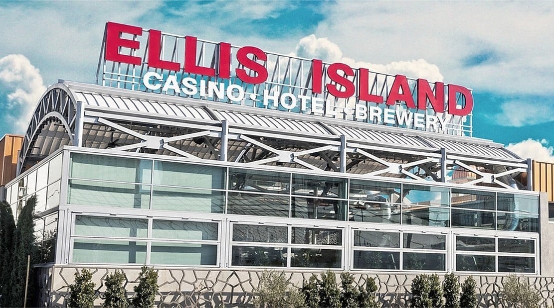 off-strip-ellis-island-in-vegas-expanding-casino-floor